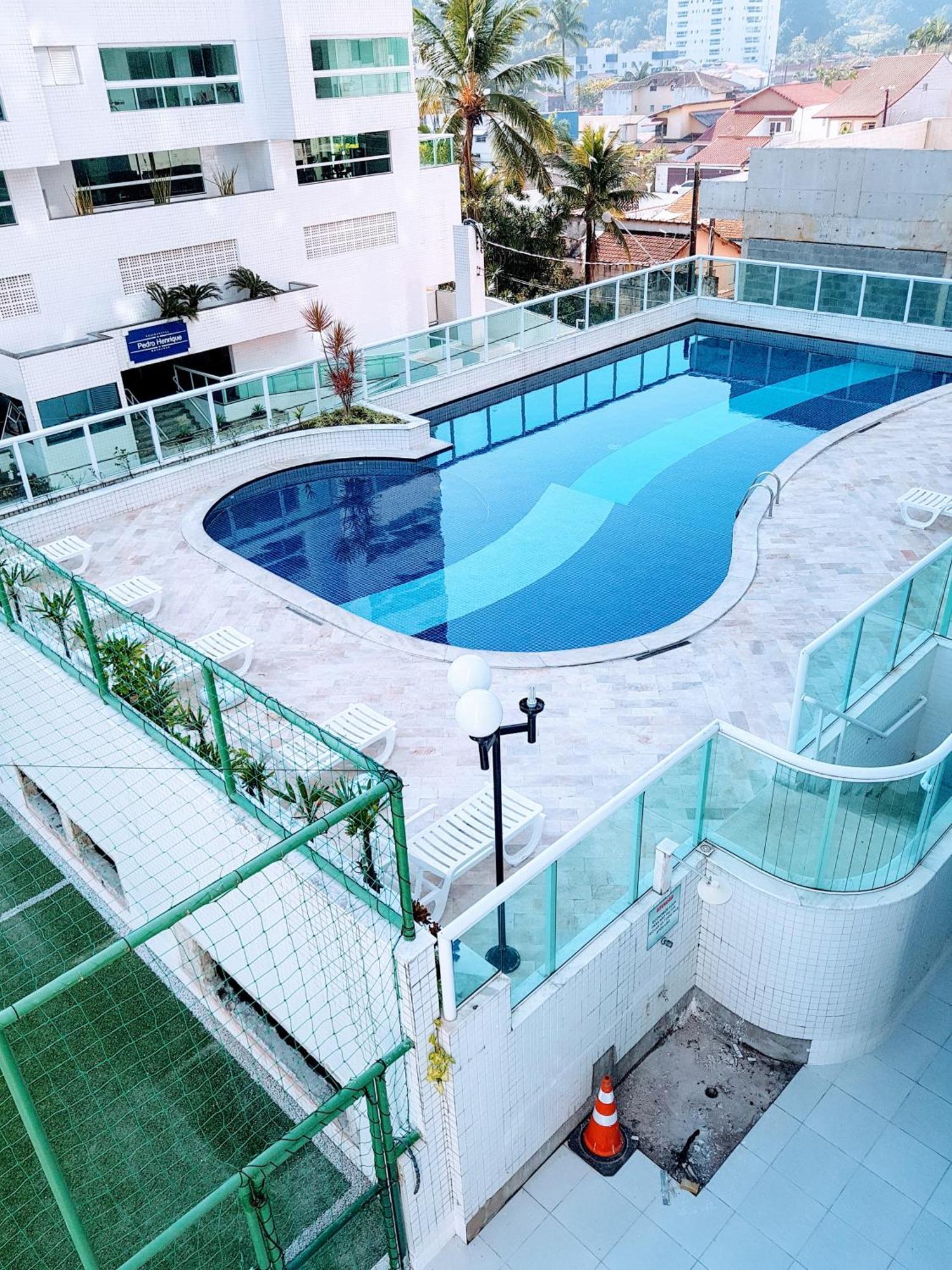 Ap Padrao Pe Na Areia Centro Top Mongaguá Eksteriør bilde